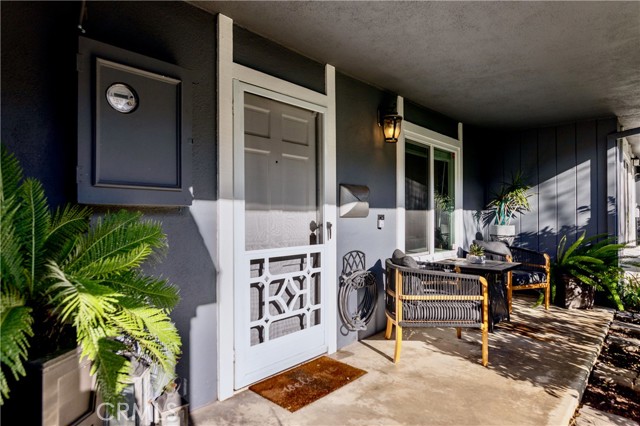 2414 Niagara Way, Costa Mesa CA: https://media.crmls.org/medias/92b3026c-5e5b-4d0a-89fe-8a7c3ac0d7cc.jpg