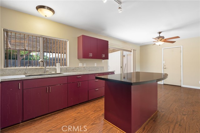 884 Ruth Drive photo 8