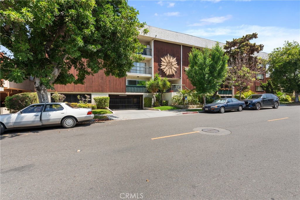 333 Burchett Street #103