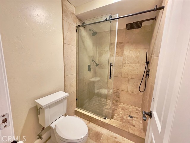 Detail Gallery Image 9 of 16 For 38194 Oaktree Loop, Murrieta,  CA 92562 - 2 Beds | 2/1 Baths