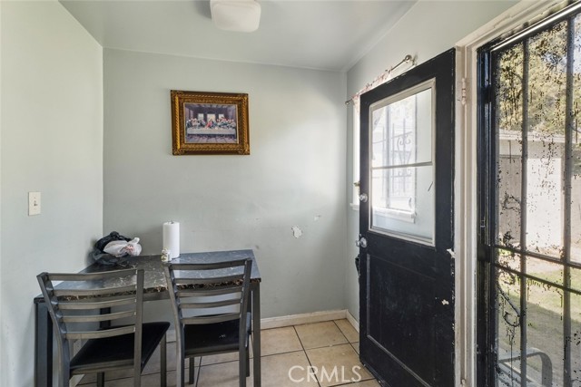 Detail Gallery Image 17 of 26 For 920 S Willowbrook, Compton,  CA 90220 - – Beds | – Baths