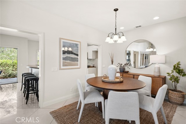 52 Anjou, Newport Coast CA: https://media.crmls.org/medias/92b5ccd8-d925-498e-a76b-e2bb810573e4.jpg