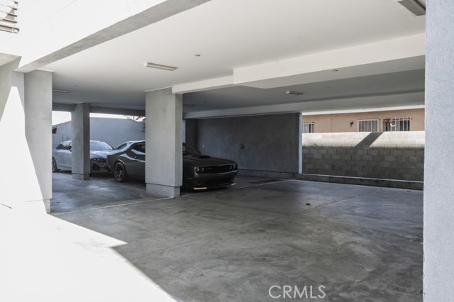 529 W 80th Street, Los Angeles CA: https://media.crmls.org/medias/92b75867-a180-429f-b7f6-ae210116343f.jpg
