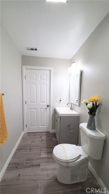 21786 Cottonwood Avenue, Moreno Valley CA: https://media.crmls.org/medias/92b77799-ee94-4fb4-b0b5-14abef735743.jpg