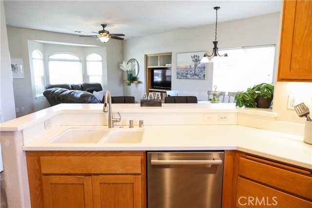 1639 La Selva Ave, Grover Beach CA: https://media.crmls.org/medias/92b8f342-3fc8-44c2-802d-25593dfff586.jpg