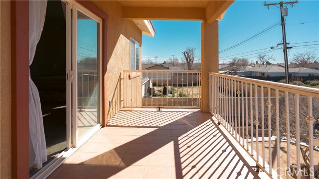 Detail Gallery Image 16 of 20 For 20325 87th, California City,  CA 93505 - 5 Beds | 3 Baths