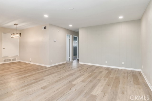 Detail Gallery Image 9 of 33 For 1736 E Commonwealth Ave, Fullerton,  CA 92831 - 2 Beds | 2 Baths