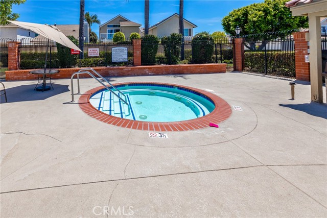 21011 Marin, Lake Forest CA: https://media.crmls.org/medias/92b9b834-c2e4-452e-a6ec-412ffab381a3.jpg