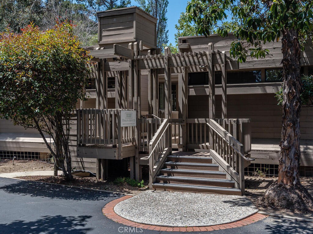 555 Chorro Street