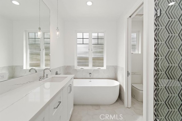 2406 Mathews Avenue, Redondo Beach, California 90278, 4 Bedrooms Bedrooms, ,3 BathroomsBathrooms,Residential,Sold,Mathews,SB21216691