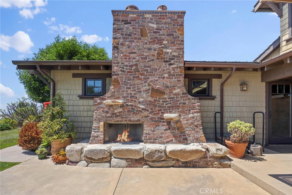 92bb43bc 106d 4987 8158 83d3ffd3c106