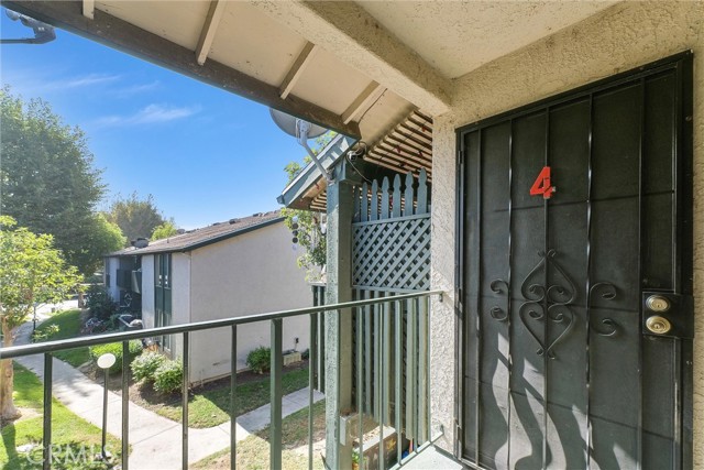 Detail Gallery Image 25 of 32 For 23268 Orange Ave #4,  Lake Forest,  CA 92630 - 3 Beds | 2 Baths