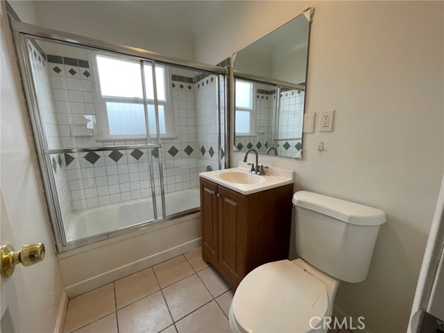 Detail Gallery Image 10 of 15 For 3968 Arlington Ave #1/2,  Los Angeles,  CA 90008 - 1 Beds | 1 Baths