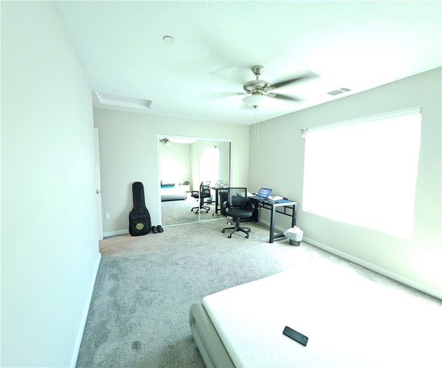 18010 Seaforth Street, Hesperia CA: https://media.crmls.org/medias/92bdf76b-d15a-4262-9c68-e348f36feb7b.jpg