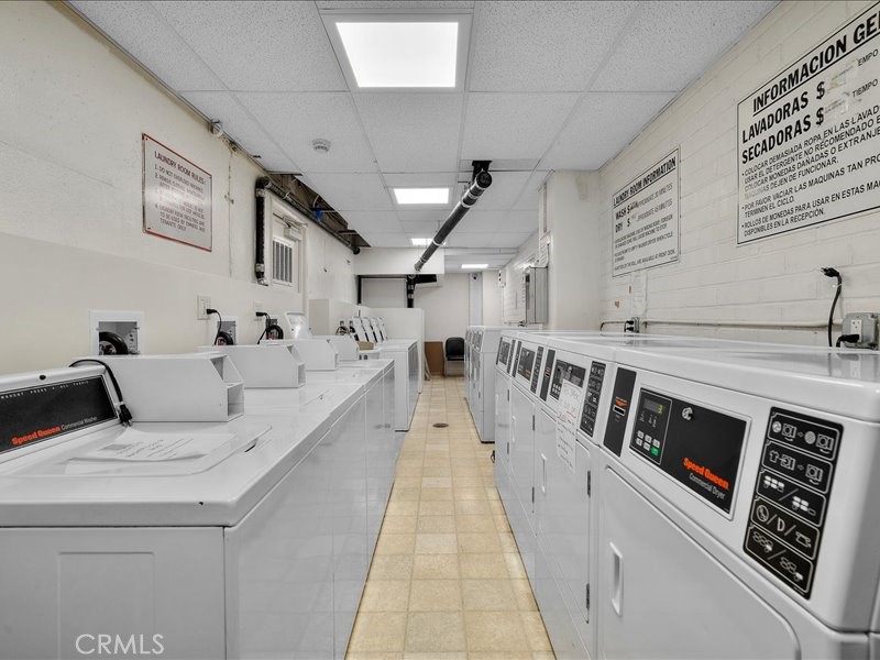https://media.crmls.org/medias/92be56ee-f668-4508-b4b0-fb39589f49df.jpg?preset=X-Large