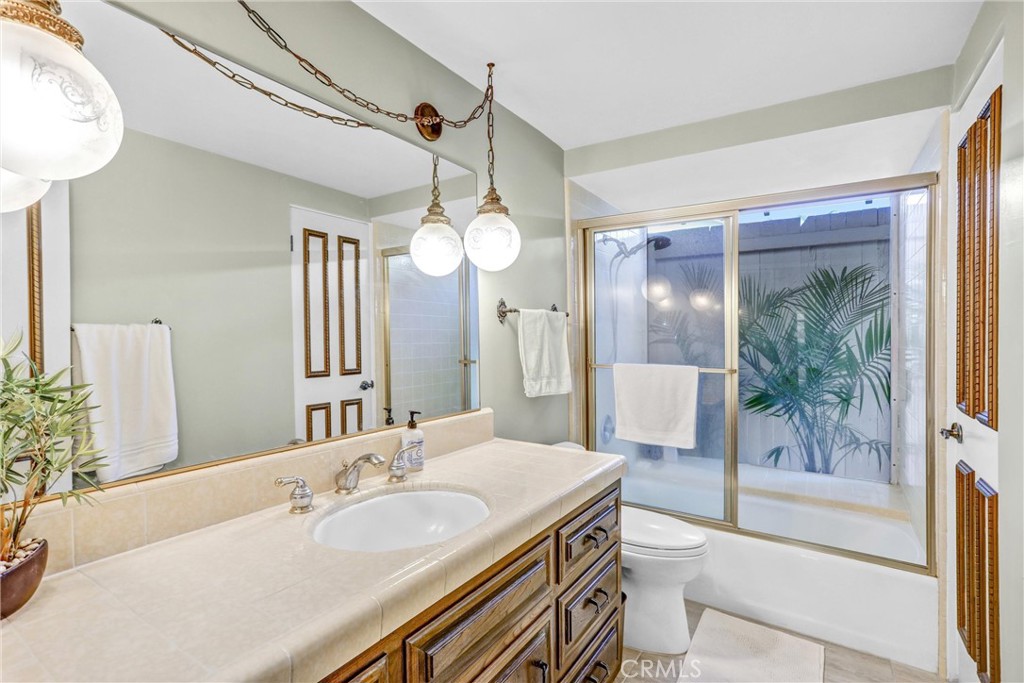 92Bf0659 17F4 4A29 Aba1 A023F140Da5F 2376 Sunset Curv, Upland, Ca 91784 &Lt;Span Style='BackgroundColor:transparent;Padding:0Px;'&Gt; &Lt;Small&Gt; &Lt;I&Gt; &Lt;/I&Gt; &Lt;/Small&Gt;&Lt;/Span&Gt;