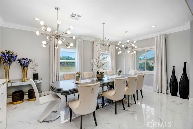 Detail Gallery Image 13 of 66 For 31291 Tommy, Temecula,  CA 92591 - 5 Beds | 4/1 Baths