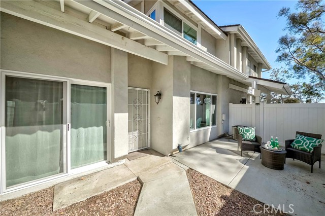 Detail Gallery Image 5 of 50 For 2422 Coventry Cir #47,  Fullerton,  CA 92833 - 3 Beds | 1/1 Baths