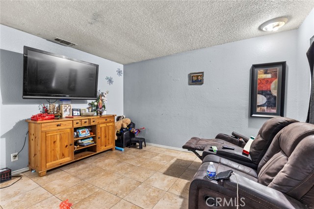 Detail Gallery Image 6 of 12 For 467 E 22nd, Chico,  CA 95928 - – Beds | – Baths