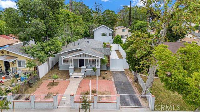 Detail Gallery Image 21 of 48 For 7318 Remmet Ave, Canoga Park,  CA 91303 - 7 Beds | 4 Baths