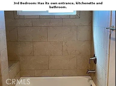https://media.crmls.org/medias/92c12d81-adb0-43b8-8b39-0863f81a6df8.jpg?preset=X-Large