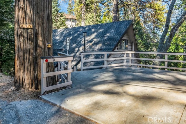 Detail Gallery Image 32 of 33 For 377 Hillside, Lake Arrowhead,  CA 92352 - 3 Beds | 2 Baths