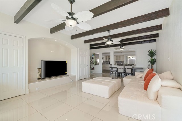 Detail Gallery Image 18 of 49 For 4303 N Golden, San Bernardino,  CA 92404 - 5 Beds | 3/1 Baths