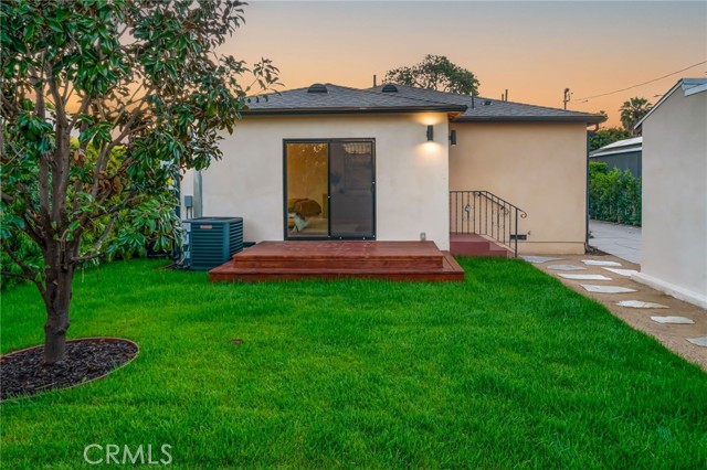 Detail Gallery Image 11 of 55 For 3641 Somerset, Los Angeles,  CA 90016 - 3 Beds | 2 Baths