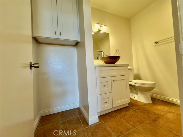 Detail Gallery Image 9 of 34 For 450 E 4th St #405,  Santa Ana,  CA 92701 - 1 Beds | 1 Baths
