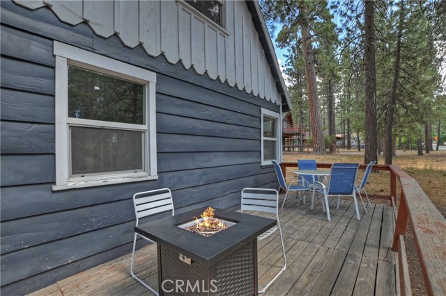 Detail Gallery Image 9 of 50 For 401 Knight Ave, Big Bear Lake,  CA 92315 - 7 Beds | 4 Baths