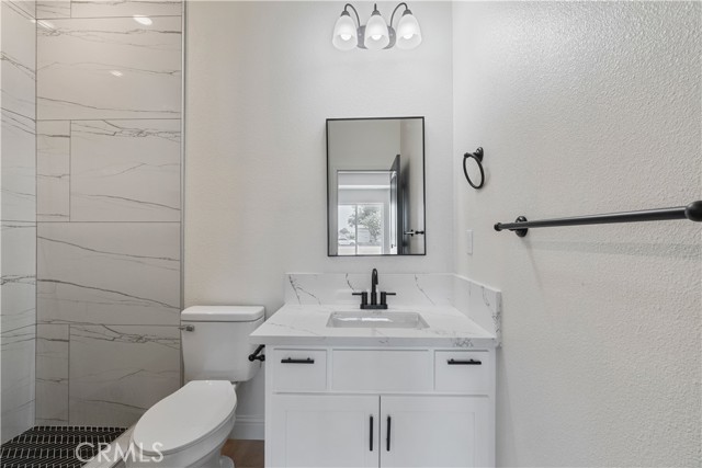 Detail Gallery Image 28 of 39 For 15709 Road 29, Madera,  CA 93636 - 8 Beds | 6 Baths