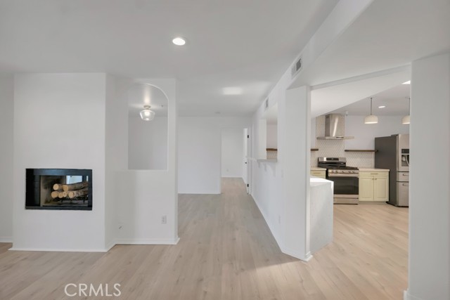 Image 3 of 39 For 17735 Kinzie Street 304