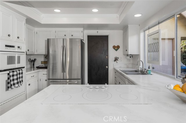 15232 Lille Circle, Irvine CA: https://media.crmls.org/medias/92c51a61-6854-40cb-aace-fbaff3462b93.jpg