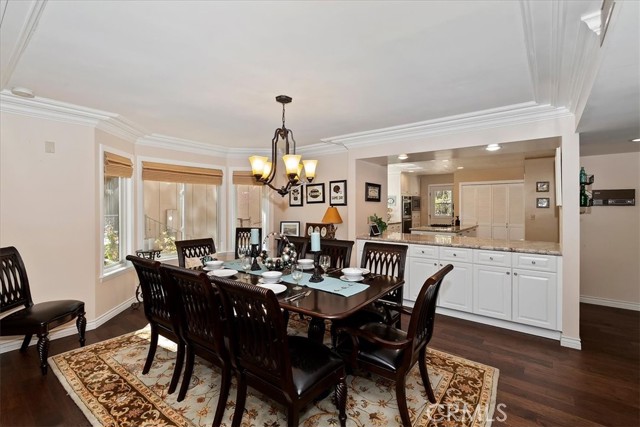 Detail Gallery Image 18 of 49 For 28065 Peninsula, Lake Arrowhead,  CA 92352 - 4 Beds | 3/1 Baths