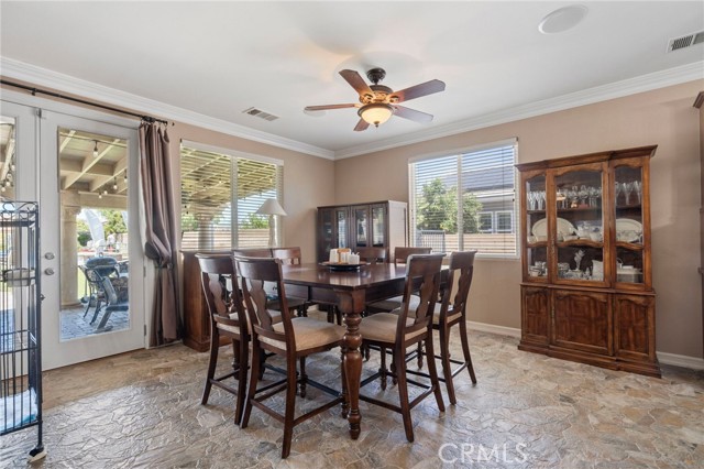 Detail Gallery Image 17 of 68 For 41713 Doverwood Ct, Lancaster,  CA 93536 - 5 Beds | 3/1 Baths