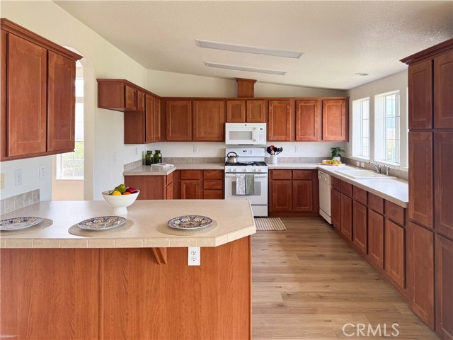 Detail Gallery Image 9 of 29 For 10961 Dr Desert Lawn #396,  Calimesa,  CA 92320 - 3 Beds | 2 Baths
