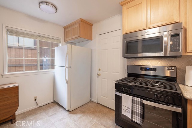 Detail Gallery Image 8 of 25 For 42637 La Placida, Big Bear Lake,  CA 92315 - 2 Beds | 1 Baths