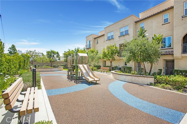 Detail Gallery Image 32 of 37 For 2651 W Lincoln Ave #40,  Anaheim,  CA 92801 - 3 Beds | 2/1 Baths