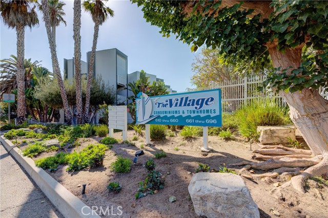 660 The Village, Redondo Beach, California 90277, 1 Bedroom Bedrooms, ,1 BathroomBathrooms,Residential,Sold,The Village,SB22233785