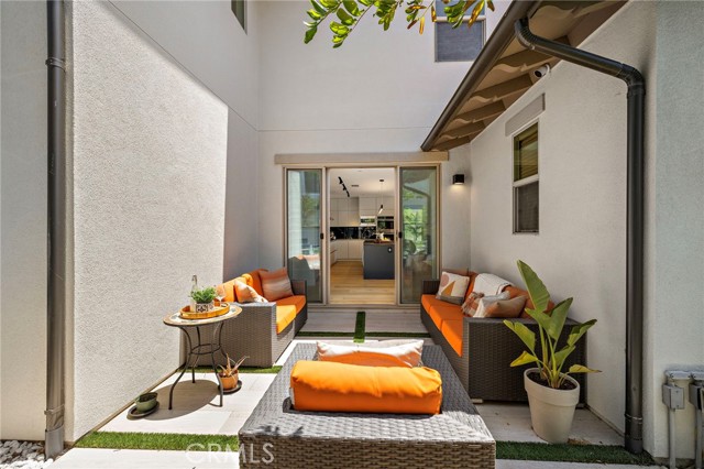 26 Cache Street, Rancho Mission Viejo CA: https://media.crmls.org/medias/92c947cf-33ff-4199-9b2b-b00ab5ff250c.jpg