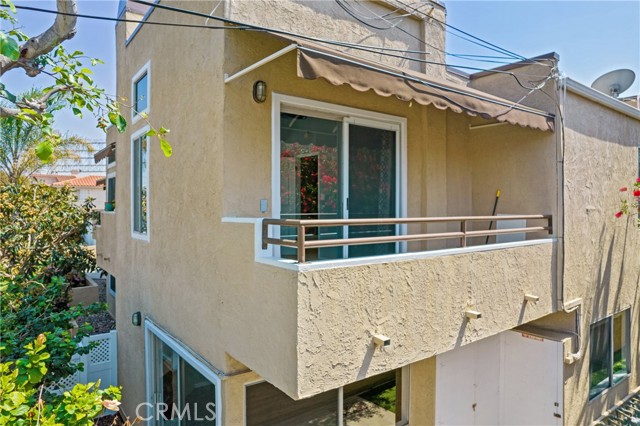 2412 Rockefeller Lane, Redondo Beach, California 90278, 3 Bedrooms Bedrooms, ,3 BathroomsBathrooms,Residential,Sold,Rockefeller,SB22071015