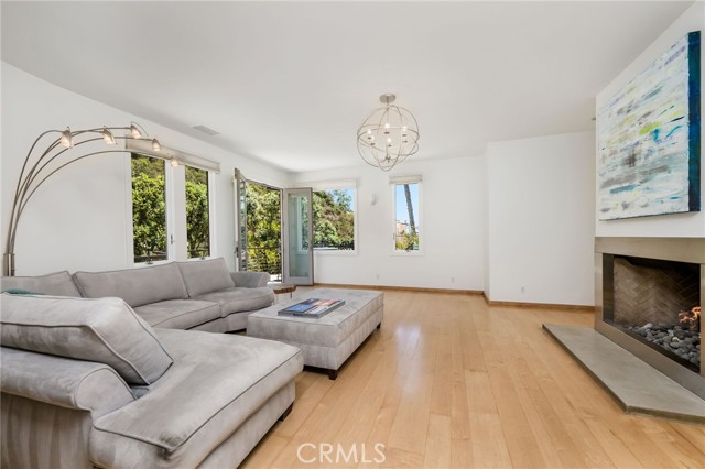 426 Nyes Place, Laguna Beach CA: https://media.crmls.org/medias/92c9bb57-4d81-4b2b-ab45-d176de5c153a.jpg