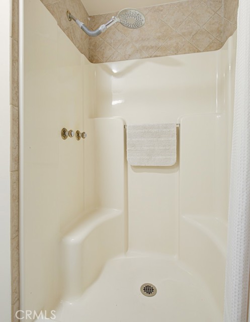 Detail Gallery Image 19 of 26 For 2024 via Mariposa W. #B,  Laguna Woods,  CA 02637 - 2 Beds | 2 Baths