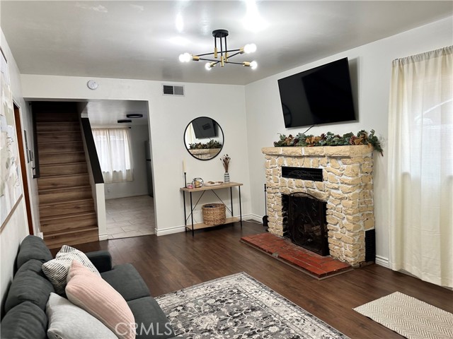 32064 Hunsaker Way, Running Springs CA: https://media.crmls.org/medias/92ca284b-4170-42bd-97c9-2165eff0a7b1.jpg