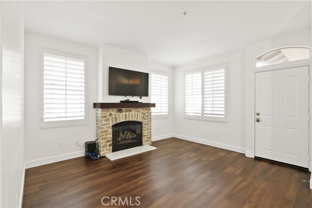 Detail Gallery Image 4 of 20 For 1607 Solvay Aisle, Irvine,  CA 92606 - 2 Beds | 1 Baths