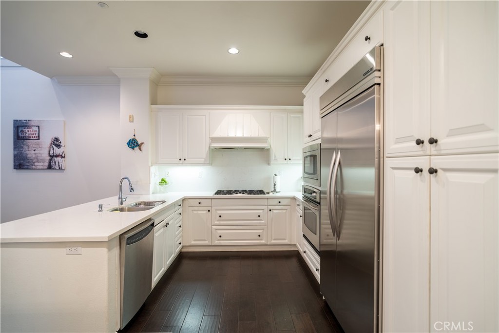 MLS #OC25199946 image #9