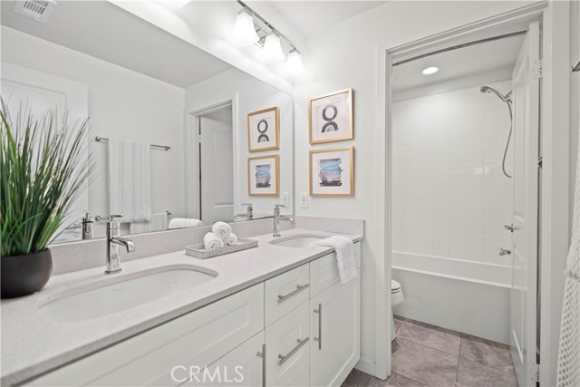 610 Cultivate, Irvine CA: https://media.crmls.org/medias/92ccbc72-9200-4e48-99fc-a0461c65b950.jpg