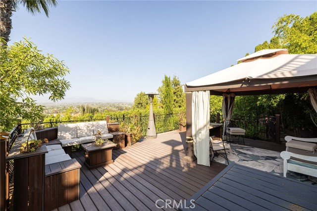 25761 Highplains Terrace, Laguna Hills CA: https://media.crmls.org/medias/92cd6bab-f1ec-4bbe-95f1-10a334cba92c.jpg