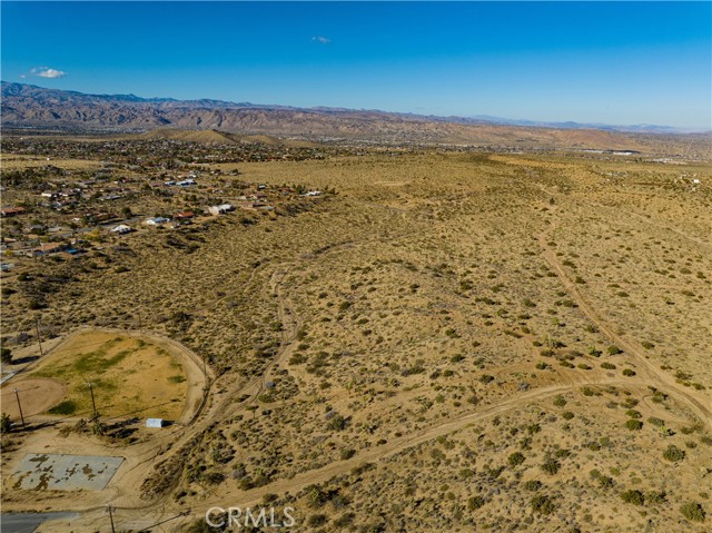 Detail Gallery Image 20 of 27 For 58980 Santa Barbara Dr, Yucca Valley,  CA 92284 - – Beds | – Baths