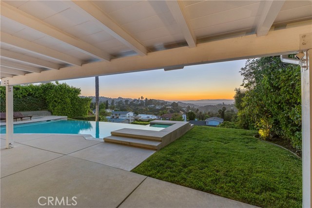 Detail Gallery Image 2 of 59 For 3109 Dona Susana Dr, Studio City,  CA 91604 - 4 Beds | 2 Baths